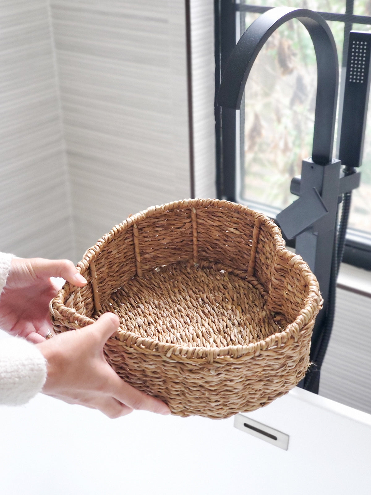 Savar Heart Basket