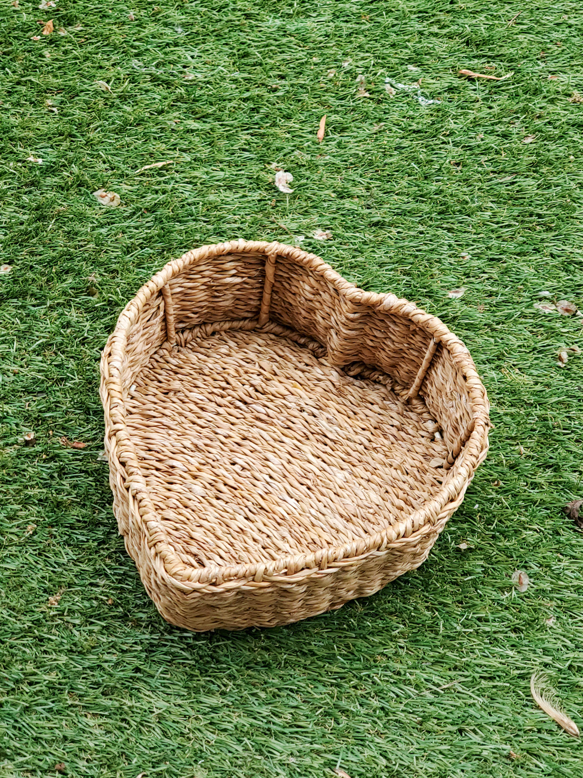 Savar Heart Basket