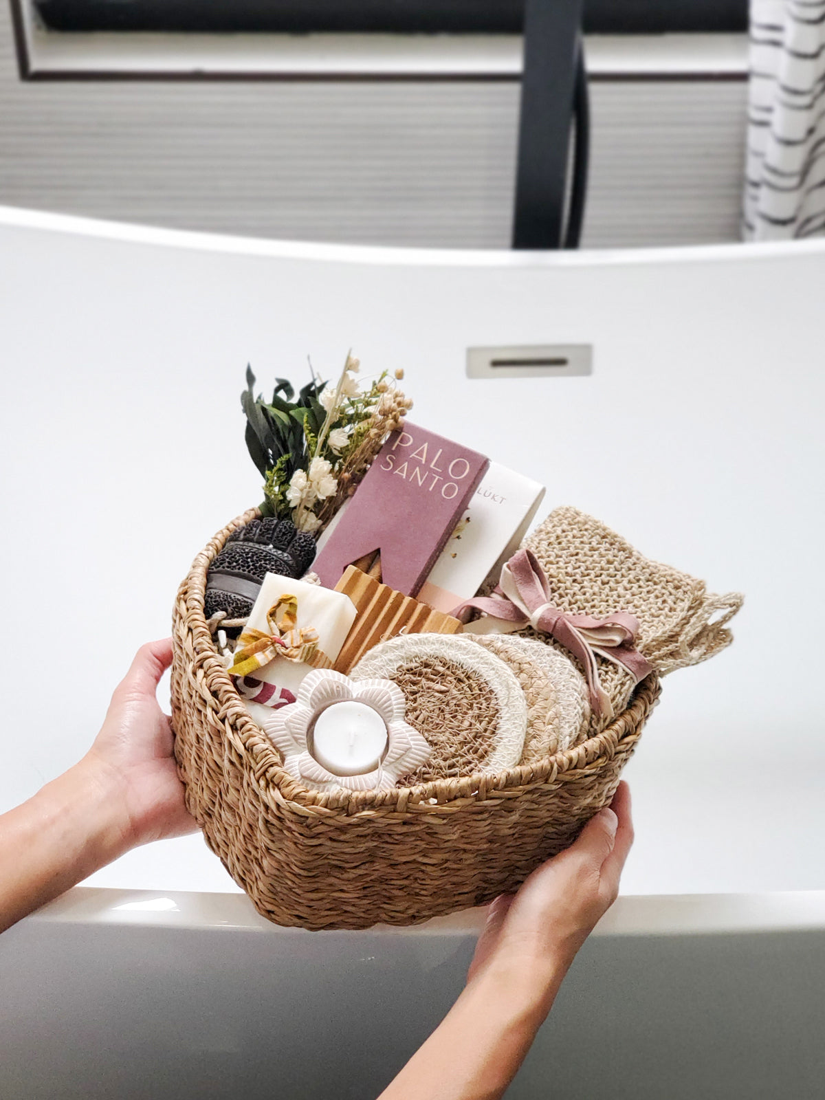 Savar Heart Basket